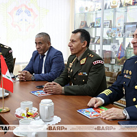 Генерал-майор Валерий Ревенко встретился с военными дипломатами Республики Перу